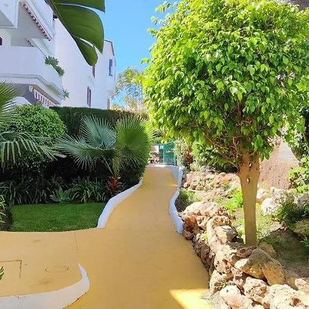 Apartment Unique & Fashionable 3 Bedroom - Views *