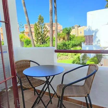 Unique & Fashionable 3 Bedroom - Views