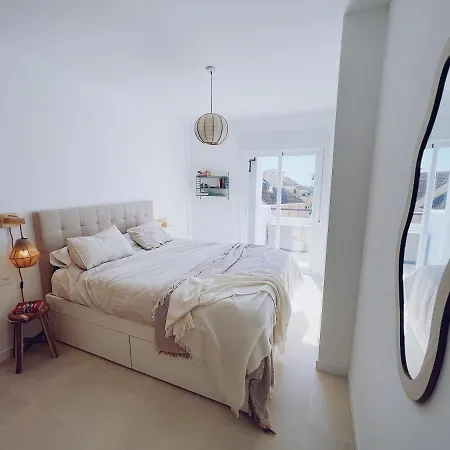 Apartment Unique & Fashionable 3 Bedroom - Views Estepona